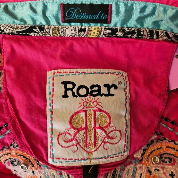 Roar Pink Embroidered Western Button-Down Shirt With Zipper detail - Picture 4 of 11